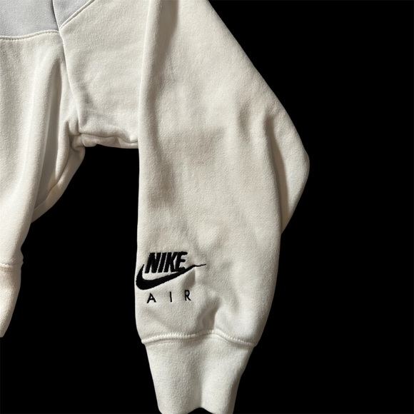 Nike Women's Air Mock Cropped Fleece Crew White/ gray - Size XS - Picture 4 of 12